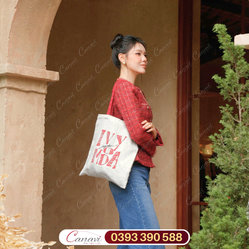 Ưu điểm nổi bật của mẫu túi vải bố in logo